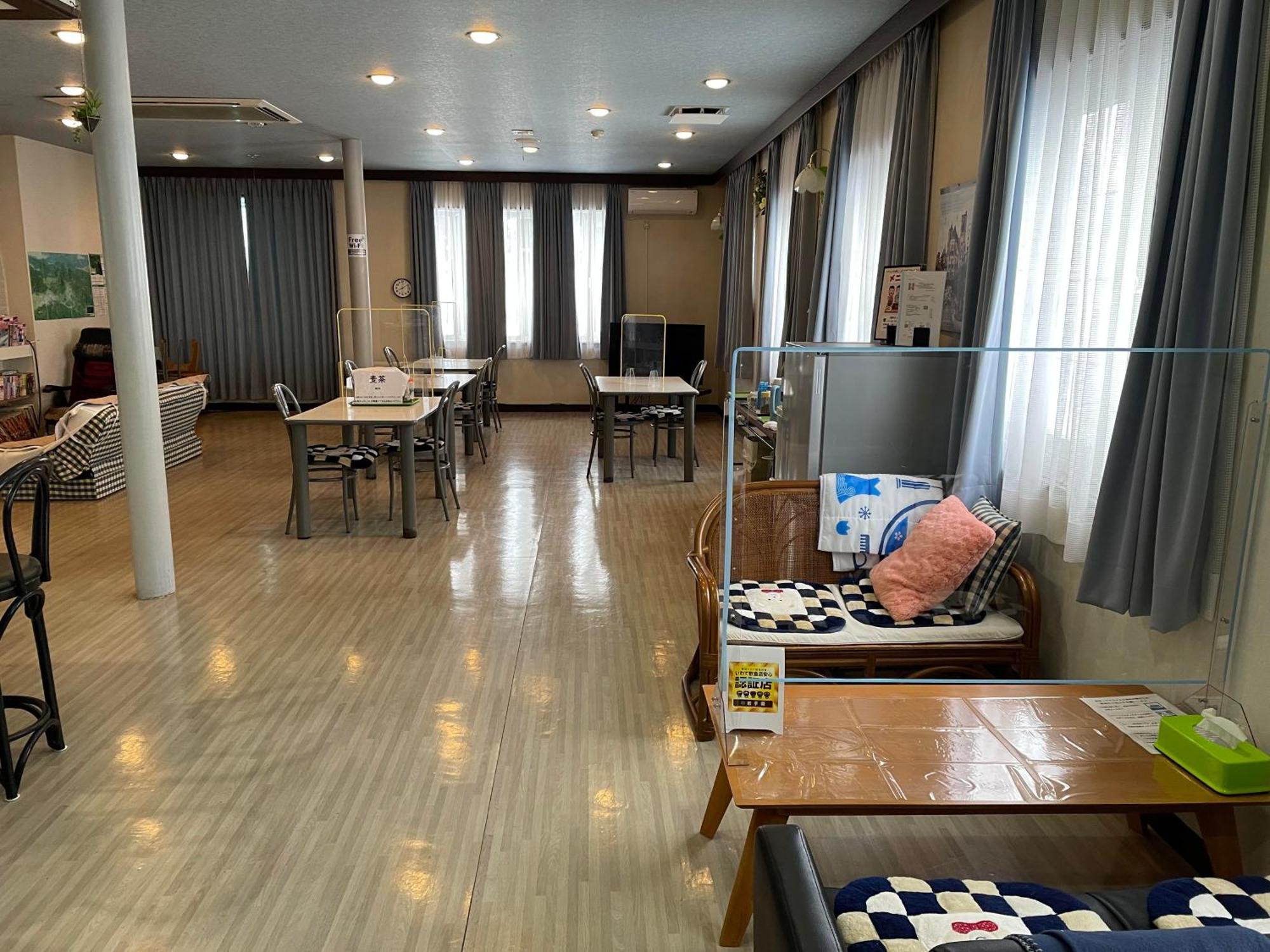 温泉ゲストハウス やすもり 本館 Hachimantai  Exterior photo