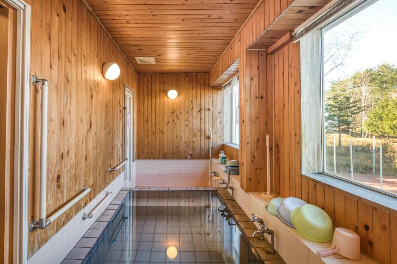 温泉ゲストハウス やすもり 本館 Hachimantai  Exterior photo